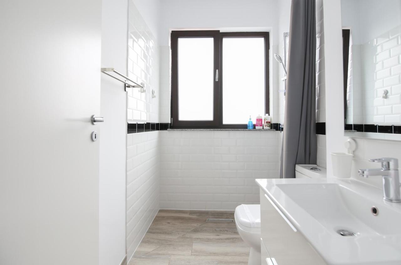 Vitan Central Oasis ---Free Secured Private Parking---Self Check-In-- Bucareste Exterior foto